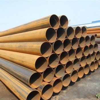 Tubo di acciaio saldato a cucitura retta con spessore nominale della parete di 2-6 mm Tolleranza ± 1% Forma di sezione Rotonda