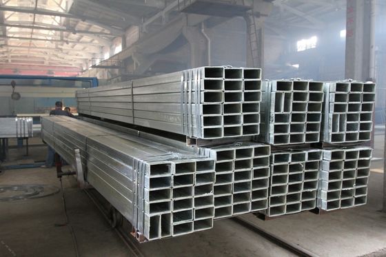 1-5 mm di spessore laminati a freddo / laminati a caldo ASTM galvanizzati quadrati rettangolari tubi di acciaio e tubi per serra industriale