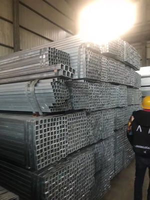 1.5x1.5 pollici quadrato rettangolo cavo tubo di ferro saldato nero galvanizzato tubo quadrato per piccoli attrezzi processo di produzione