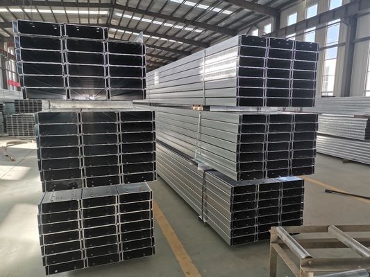 Struttura in acciaio Classe C Canali 100x50x3mm Cornice in acciaio leggero Fabbricazione di materie prime Dimensione della trave di acciaio Ferro strutturale Superficie naturale