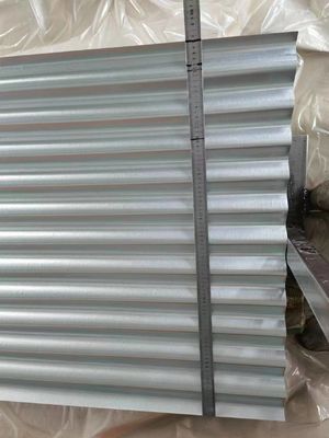 Pacchetto standard PPGI/PPGL bobina in foglio blu rosso RAL cartone ondulato rivestito in colore galvanizzato per materiali da costruzione