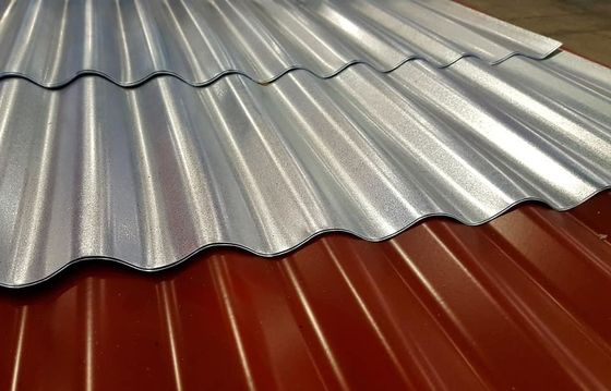 Servizio di decollaggio offerto per Z20 Z30 Z60 Z275 20 Gauge PPGI Preverniciato Galvanizzato Roof Sheet corrugato Color Coated Steel Sheet