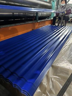 PPGI pannelli di tetto rivestiti a colori con profondità di corrugato da 15 mm a 18 mm e trattamento Unoil in ASTM Z30 0,1-1,0 mm