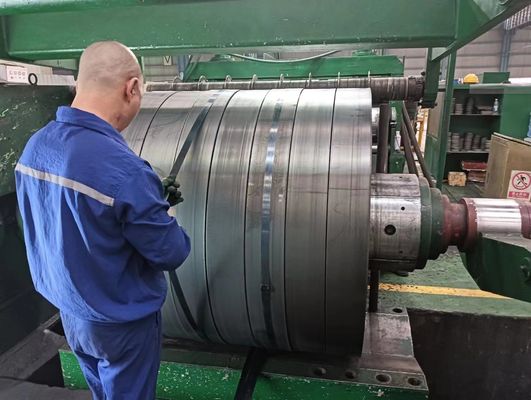 Vendita diretta di bobine di acciaio al carbonio laminate a caldo con certificato JIS e larghezza personalizzabile