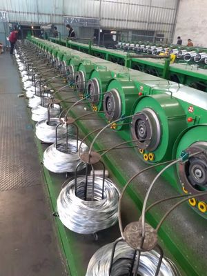 Fio di legame galvanizzato resistente alla corrosione 2,5 mm x 100 m Rulli per la costruzione Q195 Q235 Zinco galvanizzato non legato