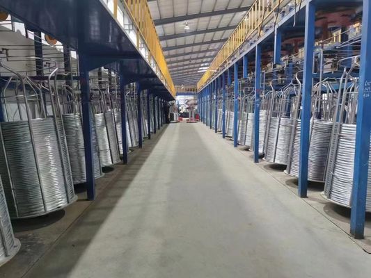 Q195 Q235 Filato galvanizzato forte e resistente 3,5 mm x 300 m Lunghezza per applicazioni a carico pesante
