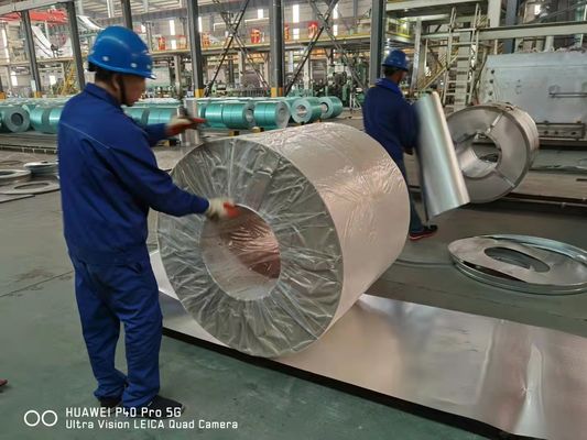 Coil di acciaio rivestito con galvalume per bobine galvanizzate a caldo lamiere di copertura metalliche materiali da costruzione zinco alluminato