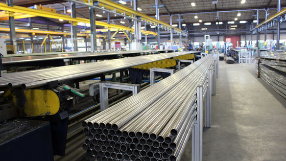 Tolleranza del tubo in acciaio inossidabile ± 1% Tipo di linea di saldatura senza saldatura per 201 202 304 316 316l SS