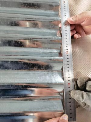 Fogli corrugati in acciaio galvanizzato a caldo completo di materiale di qualità per la costruzione a diretta