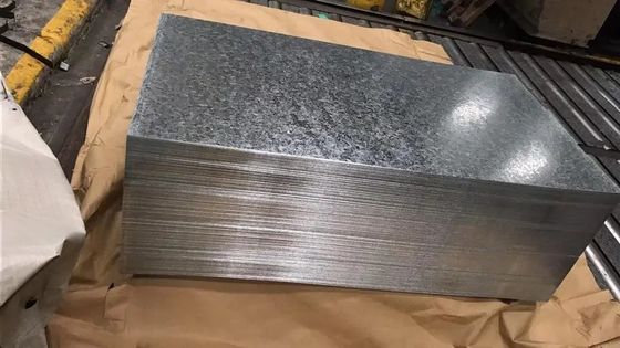 3-8 tonnellate Peso della bobina 2,5 mm 3 mm Piastra in acciaio galvanizzato 120 g ASTM A653 G235 Rivestimento del tetto Piastra GI