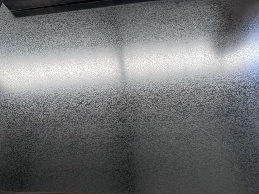 1200 mm Lunghezza 3 mm 4 mm Acciaio galvanizzato a caldo 270 g ASTM A653 G360 GI Piastra per tagliare fogli e cornici strutturali