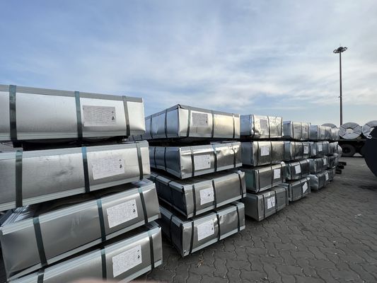 1200 mm Lunghezza 3 mm 4 mm Acciaio galvanizzato a caldo 270 g ASTM A653 G360 GI Piastra per tagliare fogli e cornici strutturali