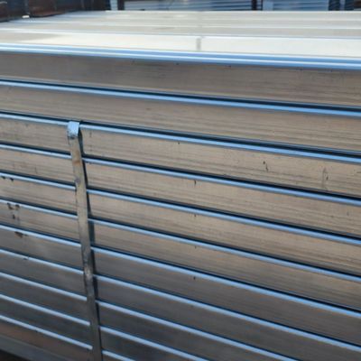 40x40x2.5 6061 6063 Tubi in acciaio galvanizzato a caldo Gi Tubi quadrati rettangolari per uso industriale nella costruzione