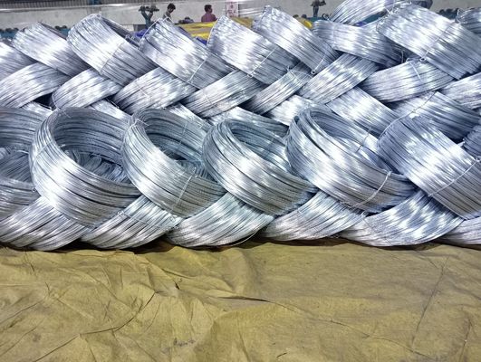 Tolleranza personalizzata Q195 Q235 filo d'acciaio galvanizzato con 2,5 mm di diametro e primo