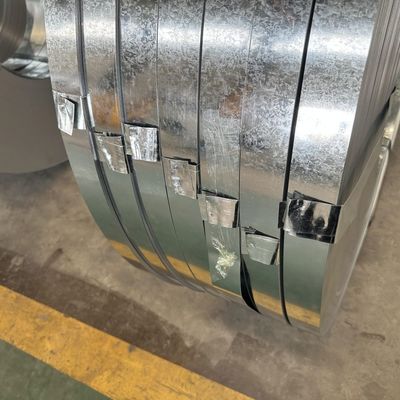 DX51D Z DX52D Z bobina di strisce di acciaio al carbonio galvanizzato per edifici di ingegneria laminata a freddo a base di pelle inclusa