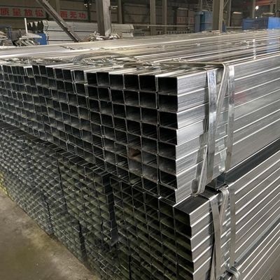 4x4 Inch Heavy-Duty Pre-galvanizzato quadrati tubi di acciaio di grado di acciaio 0,7 mm strato di zinco per tubo di fluido industriale