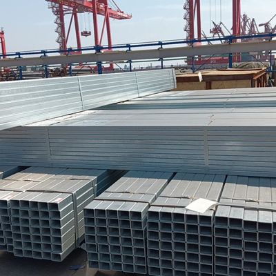 4x4 Inch Heavy-Duty Pre-galvanizzato quadrati tubi di acciaio di grado di acciaio 0,7 mm strato di zinco per tubo di fluido industriale