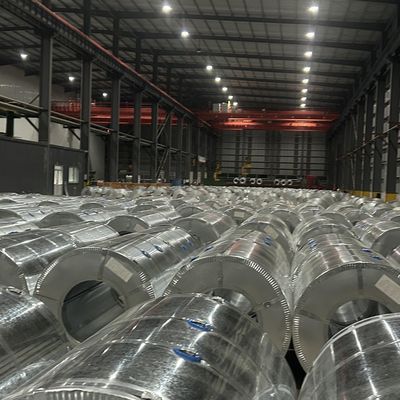 Z30-275g Big Spangle Galvanized Steel Coils 0.12mm-4.0mm Spessore personalizzato Foglio di ferro in rotoli / Tolleranza di bobina ± 1%