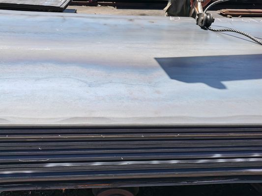 ST52 A36 S235 Q235B bobina nera di acciaio al carbonio laminata a caldo bobine HR con superficie pulita e lunghezza come standard richiesto