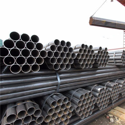 2.0-6.0 mm Spessore della parete Estratto ASTM A36 Q345 Q235B Tubi in acciaio saldati a cucitura retta per il trasporto di petrolio e gas