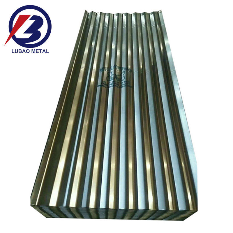 Materiali di costruzione metallici Lunga durata Acciaio ondulato galvanizzato 1,0 mm x 960 mm G550 Z275 Rivestimento UV resistente per tetti